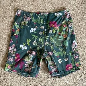 alder x roots green floral biker shorts